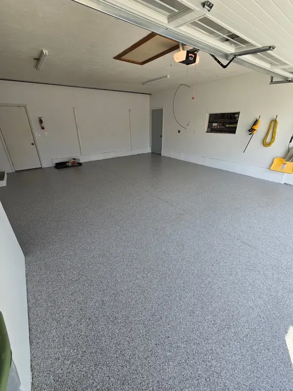 Completed flake epoxy garage floor in Suamico, WI