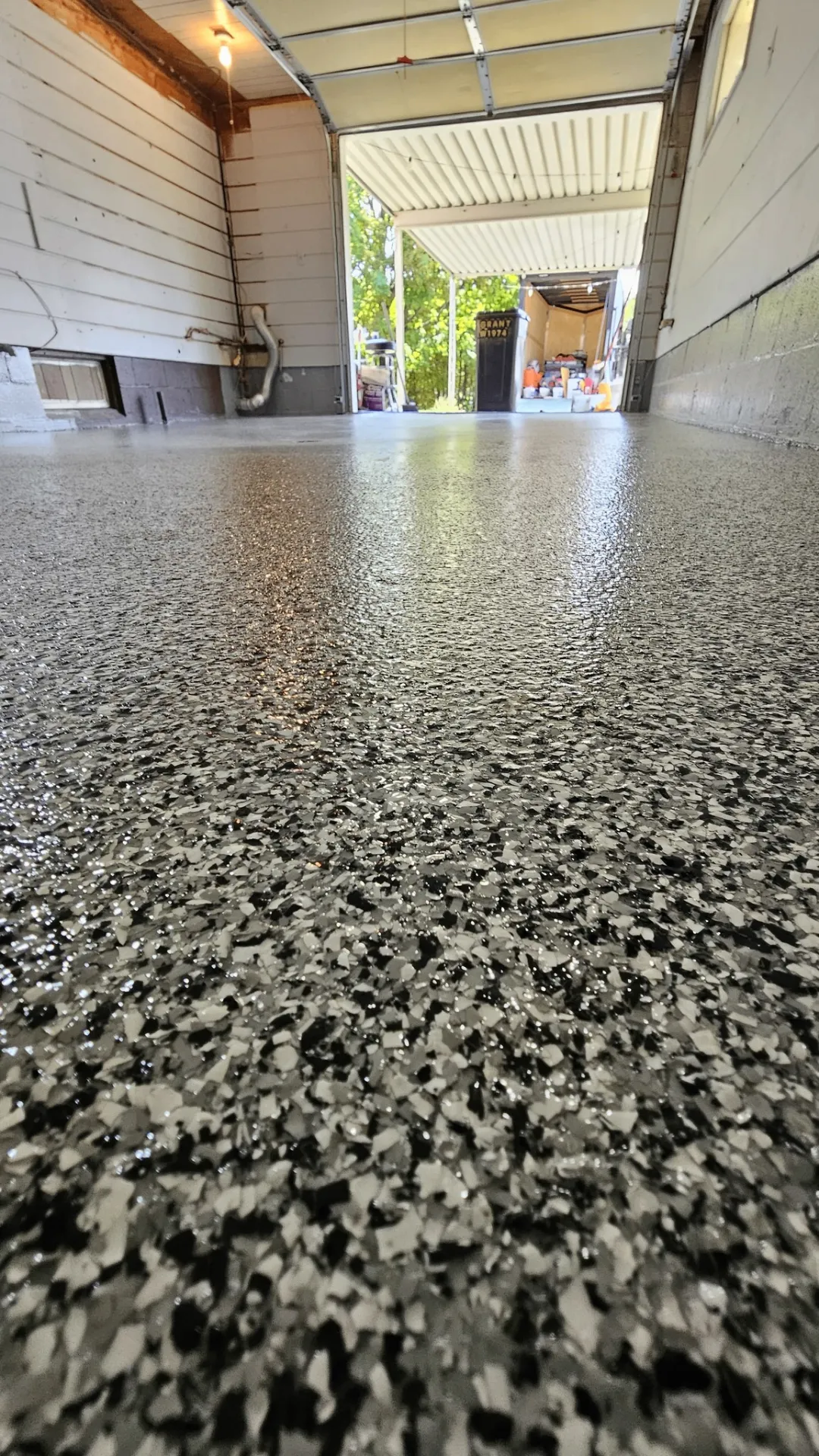 Garage epoxy flooring in Green Bay, WI